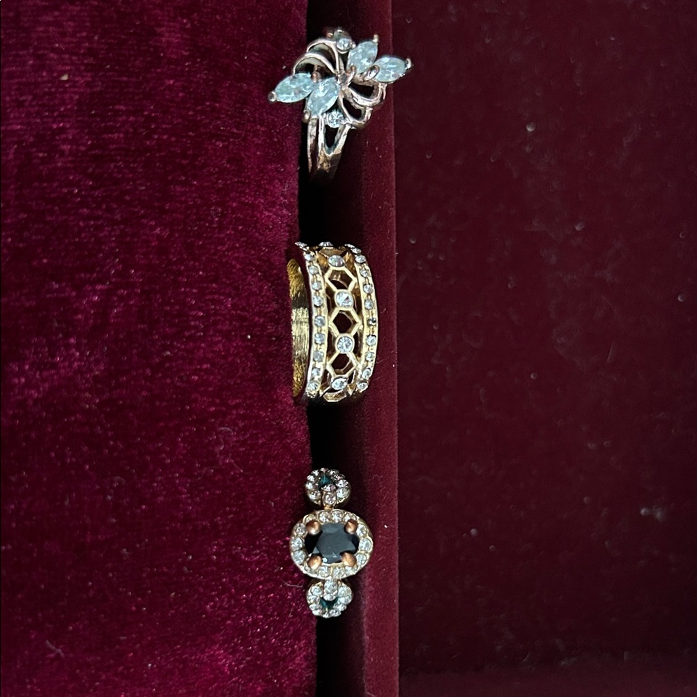 Elegant Gold and Silver Women's Ring Set Trio Size 6/7